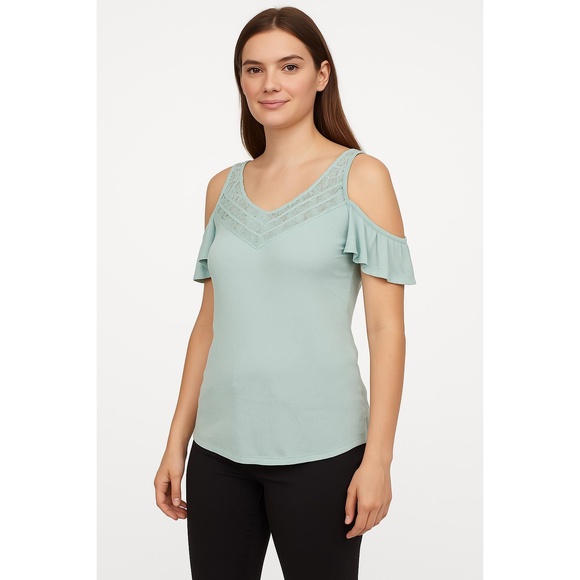 Self Esteem Tops - SELF ESTEEM Mint‎ Green Lace Trim Top Womens Medium